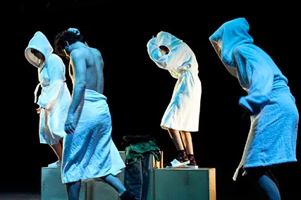 Espectáculo teatral didáctico para jóvenes RedNudes - foto espectáculo 3