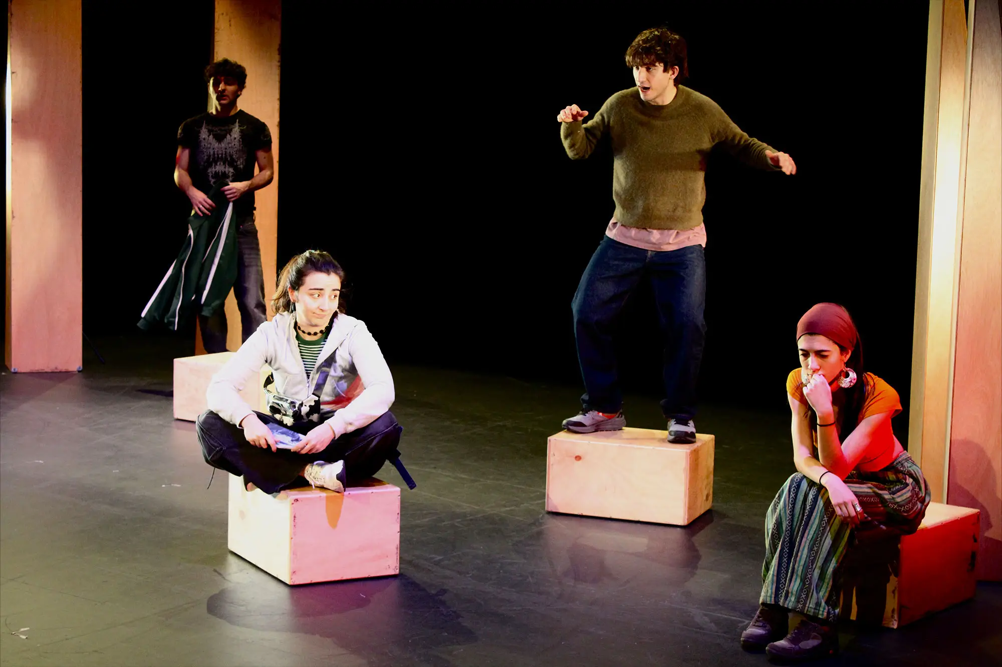 Espectáculo teatral didáctico para jóvenes RedNudes - foto espectáculo 4